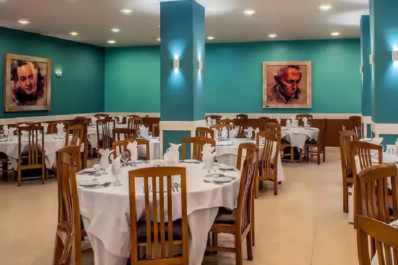 Restaurants and Cafes in Isfahan Iran Persian Food | Khan Gostar Restaurant