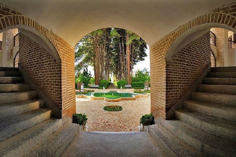 باغ اکبریه بیرجند | جاذبه گردشگری خراسان جنوبی ایران