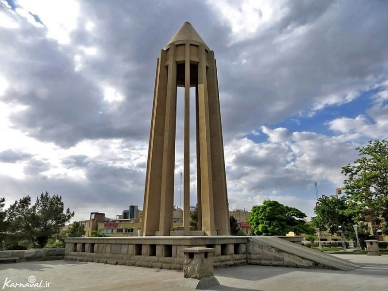Lalejin Ibn-e Sina Tomb | Lalejin Iran Tourist Attractions