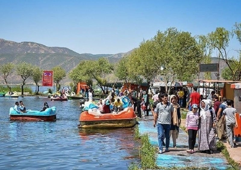 دریاچه زریبار مریوان | مکان‌های دیدنی و جاذبه‌های گردشگری مریوان