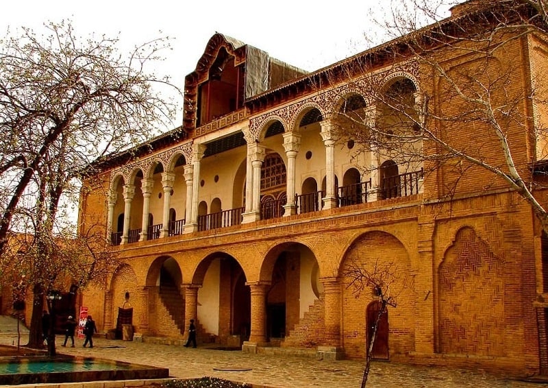 عمارت خسروآباد کردستان | مکان‌های دیدنی و جاذبه‌های گردشگری مریوان