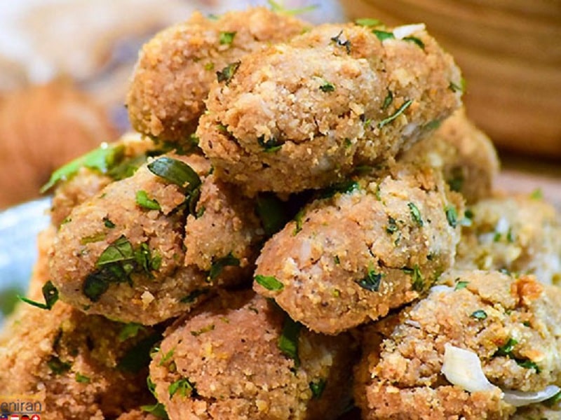 Iranian Foods | What to eat in Meybod | Moshtok