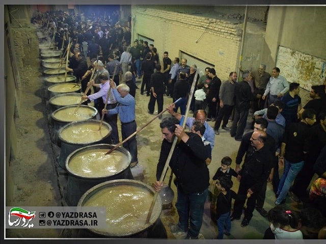 Iranian Foods | What to eat in Meybod | Wheat Potage