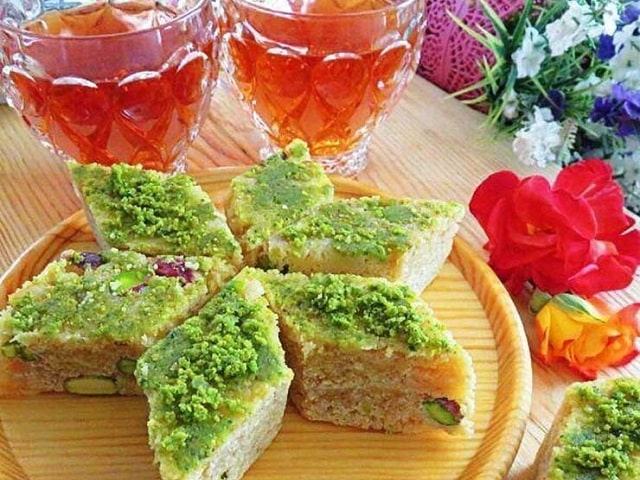 Iranian Yazdi Lovuez Souvenirs | What to buy in Meybod Yazd Iran