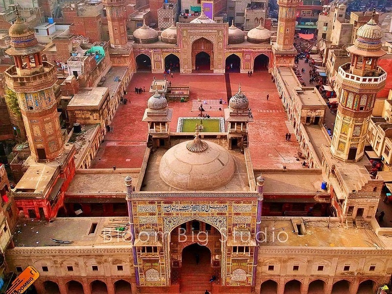 مسجدهای معروف دنیا | معماری مسجد وزیر خان