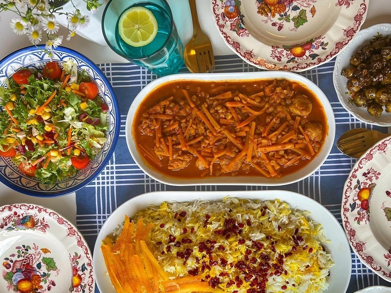 رستوران یاد ایام شیراز | سفره‌خانه با موسیقی زنده شیراز