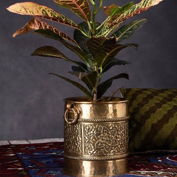 گلدان قلمزنی طرح گل