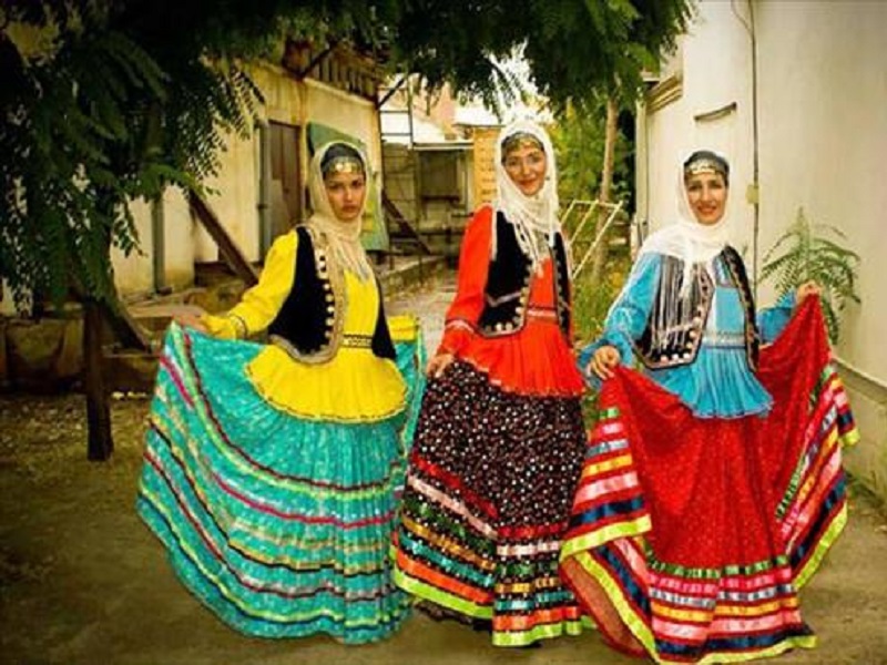 فرهنگ بومی گیلان آداب و رسوم محلی | لباس و پوشش گیلکی