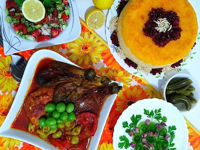 خورشت غوره بادمجان همدان | غذاهای محلی همدان