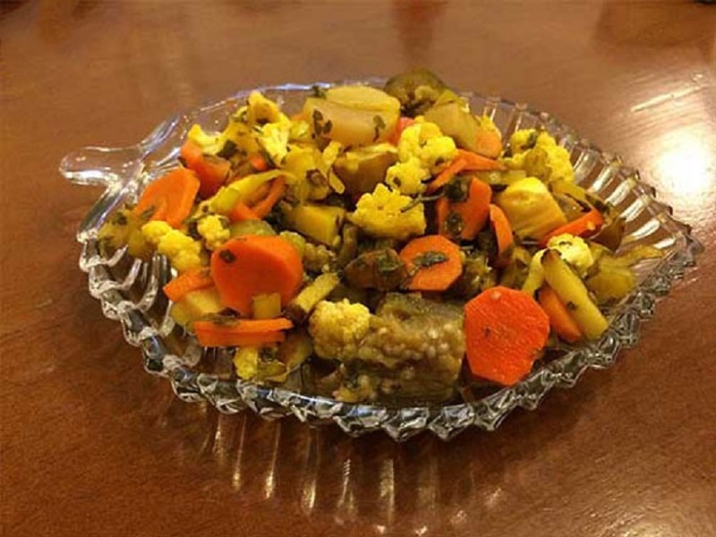 ترشی همدان | سوغات خوراکی و شیرینی‌های همدان