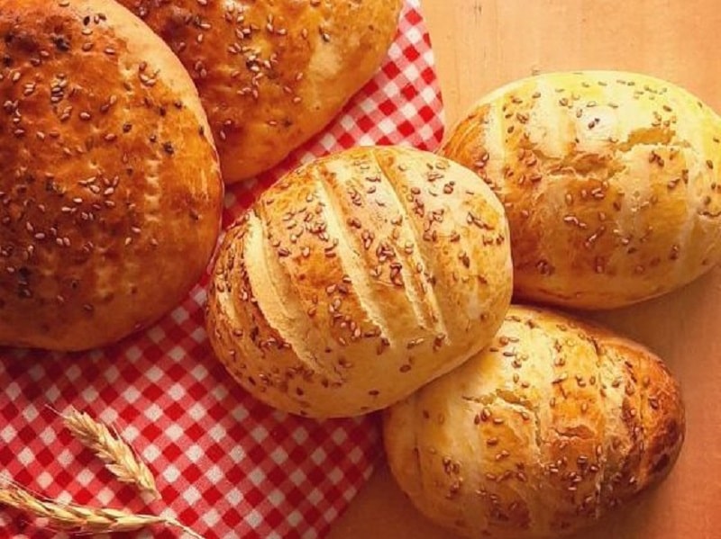 نان شیرمال همدان | سوغات خوراکی و شیرینی‌های همدان