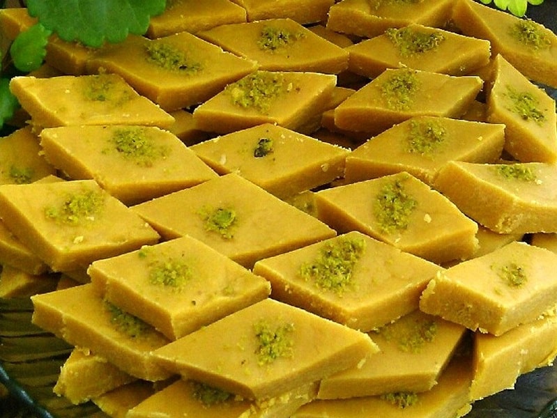 حلوا لوزی همدان | سوغات خوراکی و شیرینی‌های همدان