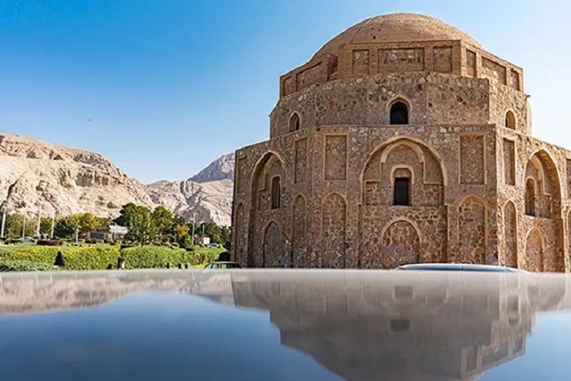 گنبد جبلیه کرمان | جاهای دیدنی و جاذبه گردشگری کرمان ایران