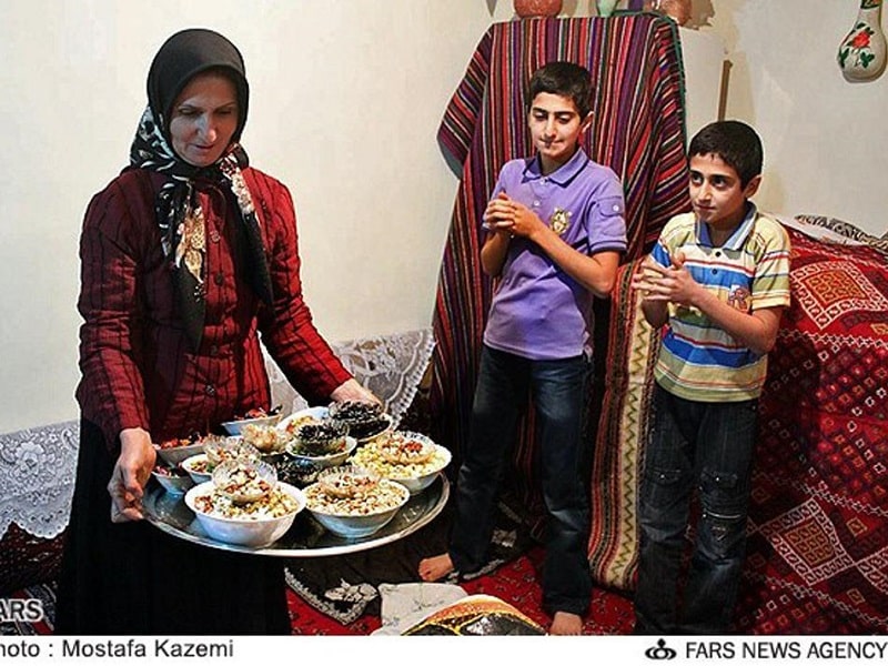 فرهنگ بومی ملایر آداب و رسوم محلی | چله زری و شب یلدا در ملایر