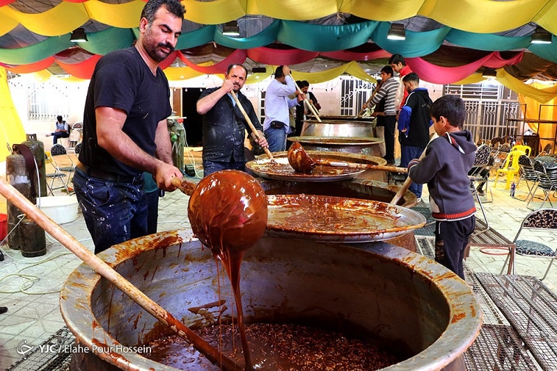 فرهنگ بومی کردها آداب و رسوم محلی | مراسم سمنو پزان کردستان
