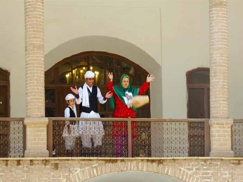 فرهنگ بومی کردستان آداب و رسوم محلی | کوزه‌شکنی کردستان