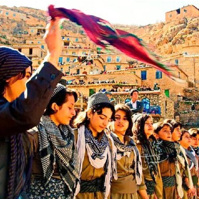 فرهنگ بومی کردی، آداب و رسوم کردستان، مریوان، شهر سقز