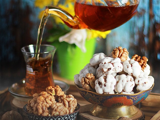 نقل یزدی | سوغات، شیرینی و صنایع دستی میبد