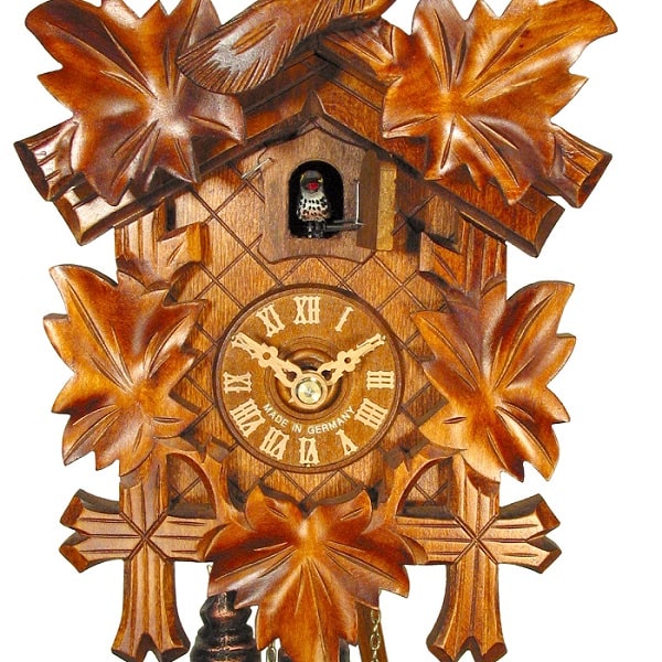 ساعت دیواری منبت کاری شده