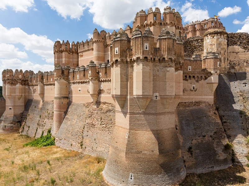 قلعه‌های معروف دنیا | قلعه کوکا اسپانیا