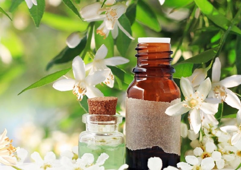 عرق بهار نارنج شیراز | سوغات خوراکی و شیرینی‌های شیراز