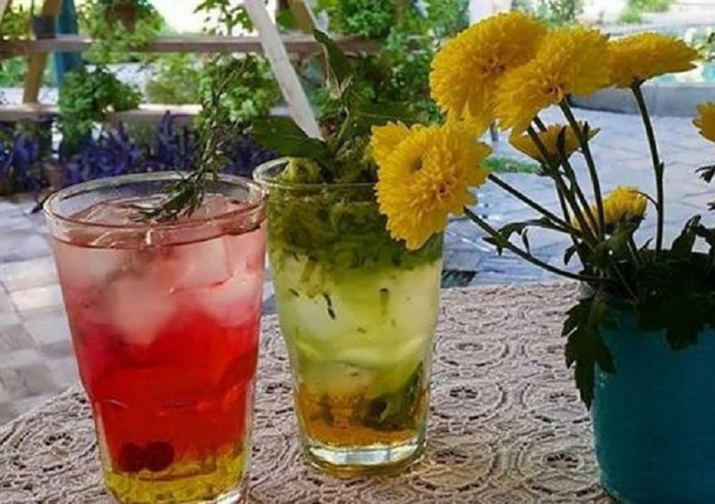 عرق بیدمشک شیراز | سوغات خوراکی و شیرینی‌های شیراز