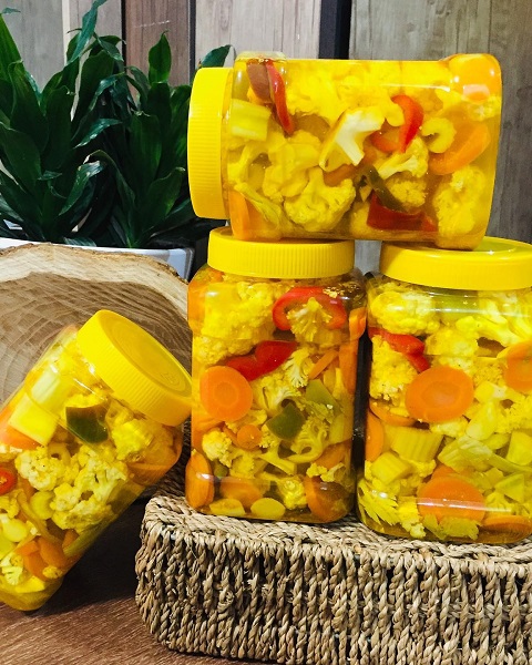 سوغات خوراکی و صنایع دستی ایران | ترشی‌های معروف ایرانی