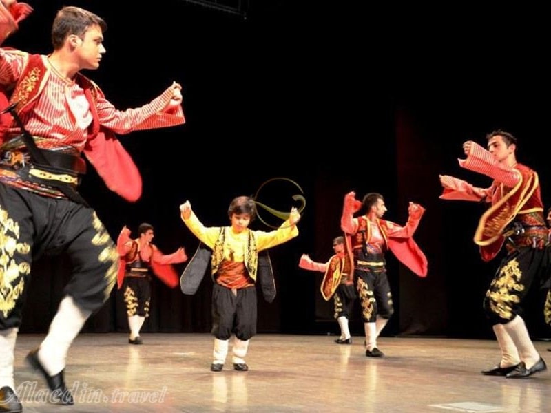 فرهنگ بومی تبریز آداب و رسوم محلی | رقص آذری تبریز