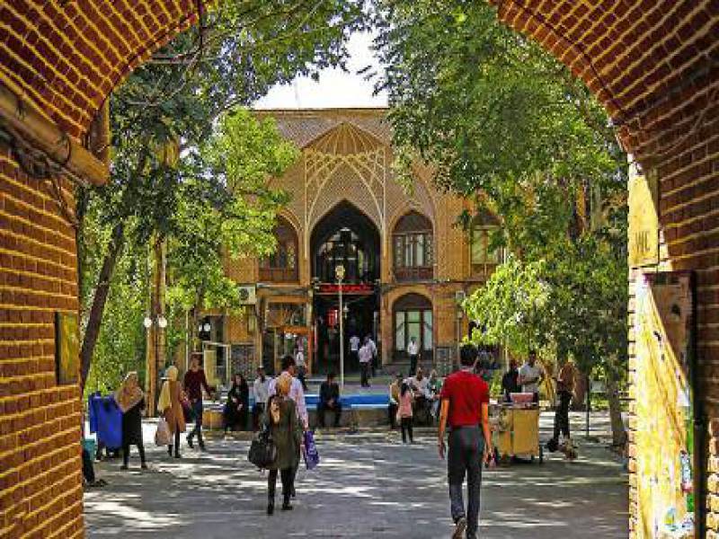 سوغات و شیرینی‌های معروف تبریز | بازار سنتی تبریز