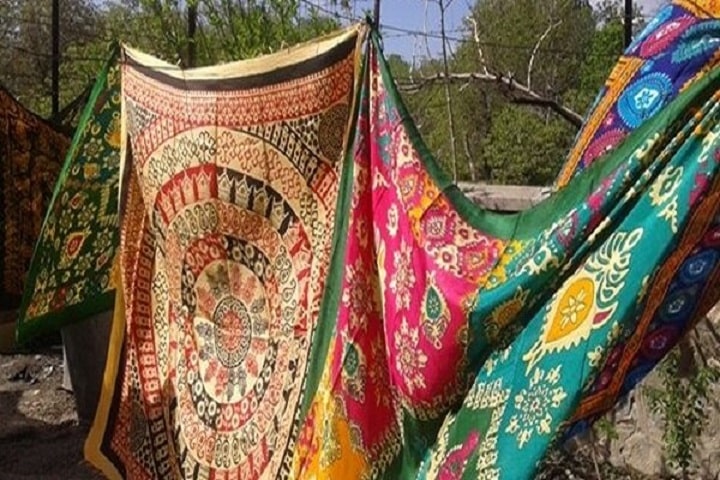 چاپ باتیک تبریز | سوغات و صنایع دستی تبریز